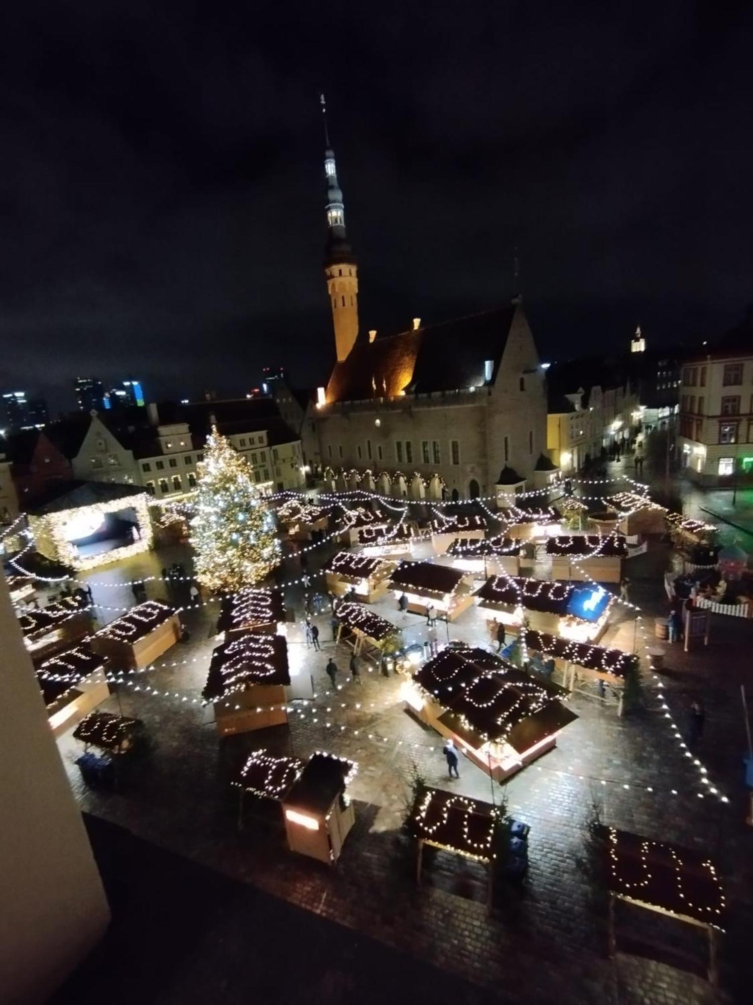 Old Town Square Residence Tallin Exterior foto